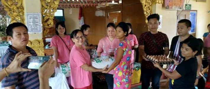 ကရင်ပြည်နယ်တွင် ဖွင့်လှစ်ထားသော ရေဘေးကယ်ဆယ်ရေးစခန်းများသို့ သွားရောက်လှူဒါန်းခြင်း ကရင်ပြည်နယ်တွင် ဖွင့်လှစ်ထားသော ရေဘေးကယ်ဆယ်ရေးစခန်းများသို့ သွားရောက်လှူဒါန်းခြင်း