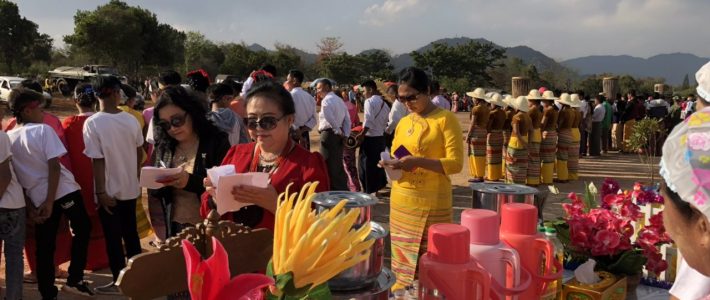 ရ.မ.ခ(၁၂)ကြိမ်မြောက် ထမနဲထိုးပြိုင်ပွဲတွင် အမှတ်ပေးဒိုင်အဖြစ် ပါဝင်ကူညီခြင်း ရ.မ.ခ(၁၂)ကြိမ်မြောက် ထမနဲထိုးပြိုင်ပွဲတွင် အမှတ်ပေးဒိုင်အဖြစ် ပါဝင်ကူညီခြင်း