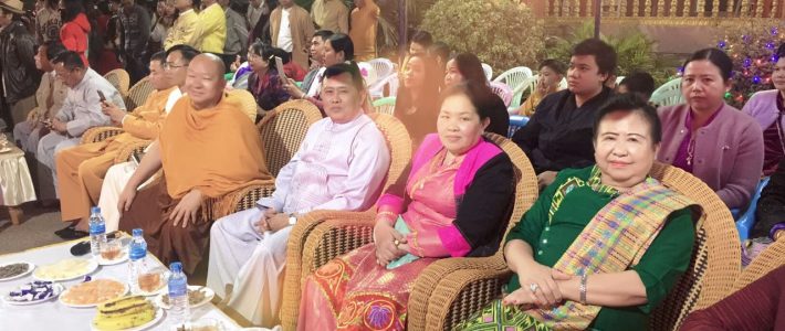 လားရှိုးမြို့၊ တပို့တွဲလပြည့်ည …. ဘုရား မီးပူဇော်ပွဲ … စုပေါင်းကာကုသိုလ်ယူခြင်း လားရှိုးမြို့၊ တပို့တွဲလပြည့်ည …. ဘုရား မီးပူဇော်ပွဲ … စုပေါင်းကာကုသိုလ်ယူခြင်း