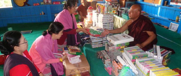 ဟားခါးမြို့၊ ကျောဘုတ်ရပ်ကွက်(ဘ.က)ကျောင်းသို့ သွားရောက်လှူဒါန်းခြင်း