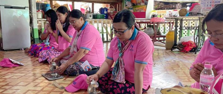 Donation at the Zayya Thiekdi Shwe Taung Oo Charity School
