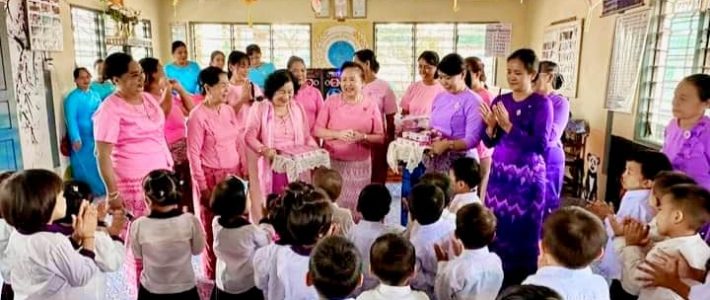 MWCDF-Northern Shan State Chairman , vice Chairman & EC members give support & donation to Kindergarten school children at Myanmar Child & Women Association / MCWA , lashio Township in collaboration with Lashio district MWAF & MCWA . today .. (10–10-2023)