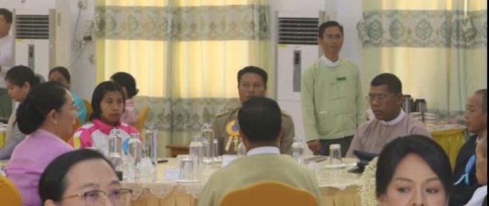 ဂုဏ်ထူးဆောင် ဆုတံဆိပ်၊ ဂုဏ်ထူးဆောင်ပစ္စည်းများ ပေးအပ်ချီးမြှင့်ပွဲ အခမ်းအနား တက်ရောက်ခြင်း