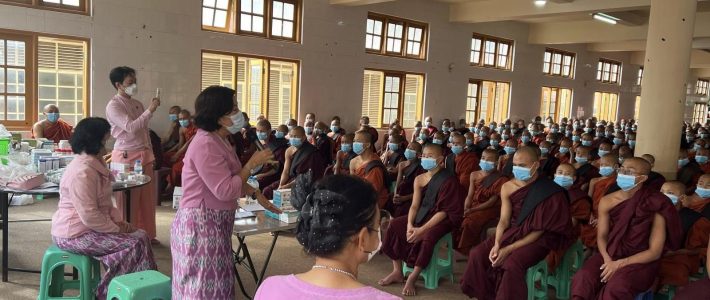 ကျန်းမာရေးအသိပညာပေးဟောပြောခြင်း