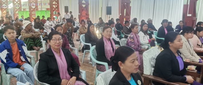အခမ်းအနားတက်ရောက်ခြင်း