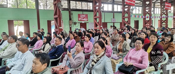 အခမ်းအနားတက်ရောက်ခြင်း