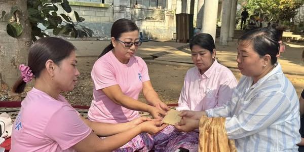 ကူညီထောက်ပံ့လှူဒါန်းခြင်း