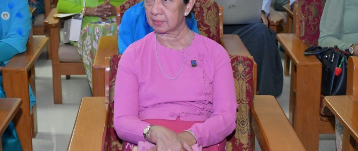 အခမ်းအနားတက်ရောက်ခြင်း အခမ်းအနားတက်ရောက်ခြင်း