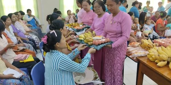 အခမ်းအနားတက်ရောက်ခြင်း အခမ်းအနားတက်ရောက်ခြင်း