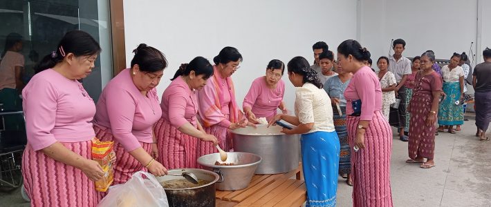 အာဟာရကျွေးမွေးလှူဒါန်းခြင်း အာဟာရကျွေးမွေးလှူဒါန်းခြင်း