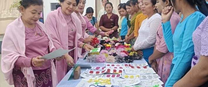 အခမ်းအနားတက်ရောက်ခြင်း