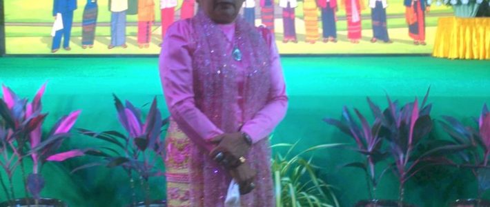 အခမ်းအနားတက်ရောက်ခြင်း